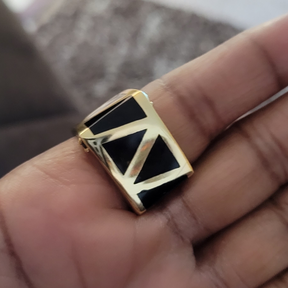 Stunning Unique 925 Onyx Ring